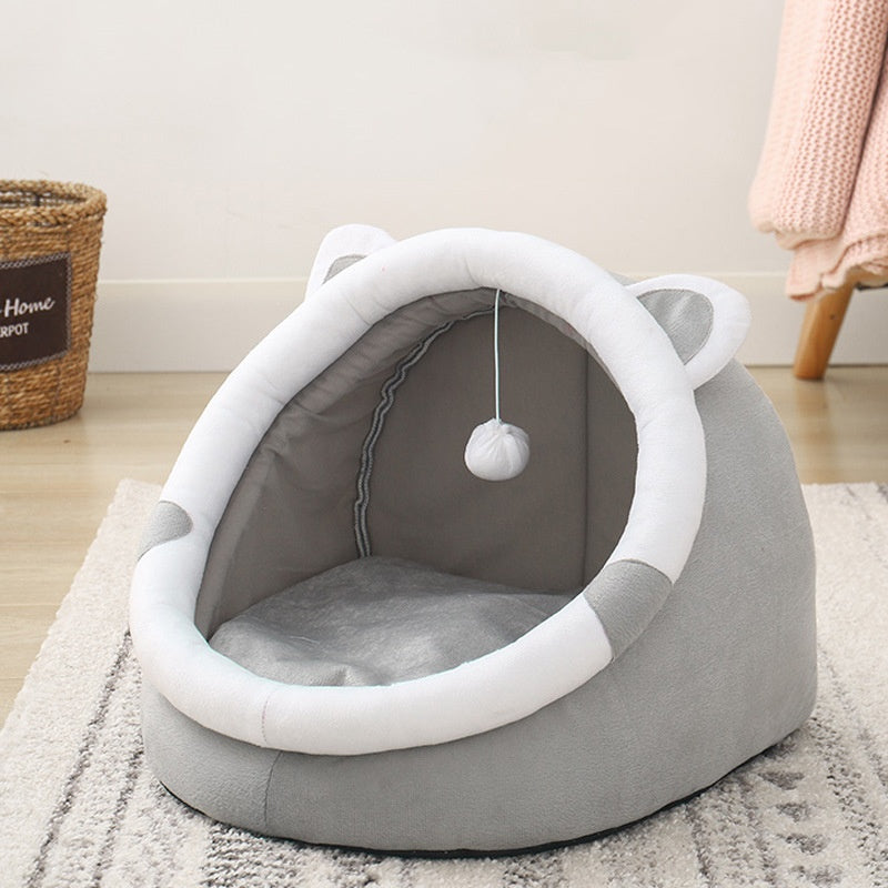 All-Season Enclosed Cat House & Dog Bed – Warm Winter Pet Bed with Cozy Cave Design